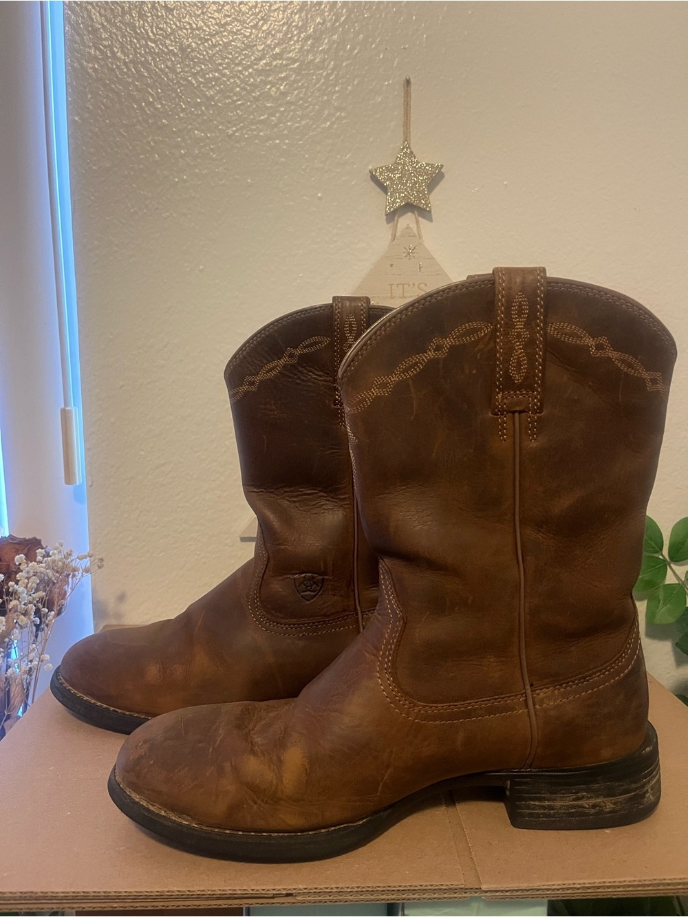 Ariat Men’s Brown Leather Cowboy Work Pull-On Size 9D Boots